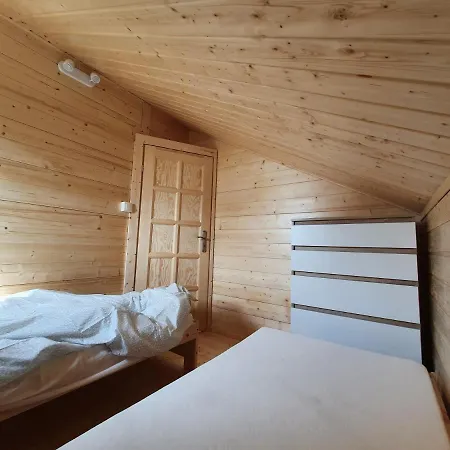 Gromadka בית נופש